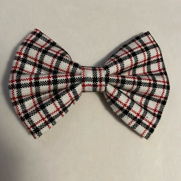 Red checkered bow - Picture 1 of 4